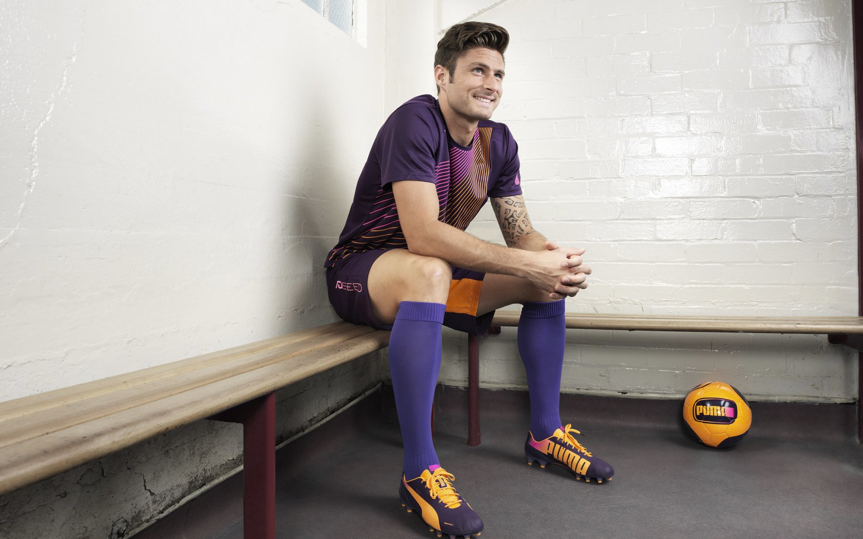 神奇进球成就辉煌瞬间，亚洲足球锦标令人振奋，2020年亚洲足球锦标赛